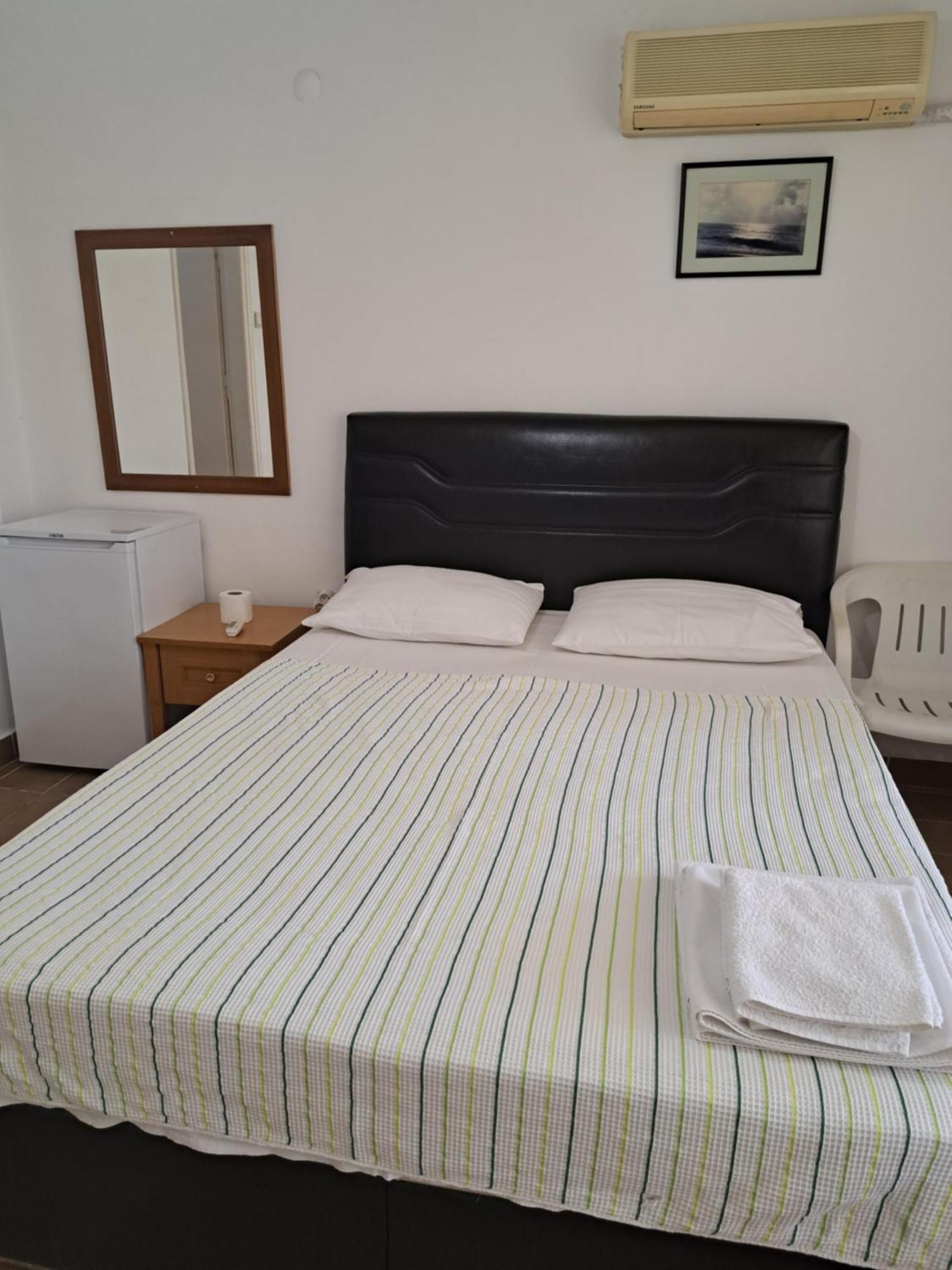 Martili Villa Lara Antalya Pokoj fotografie